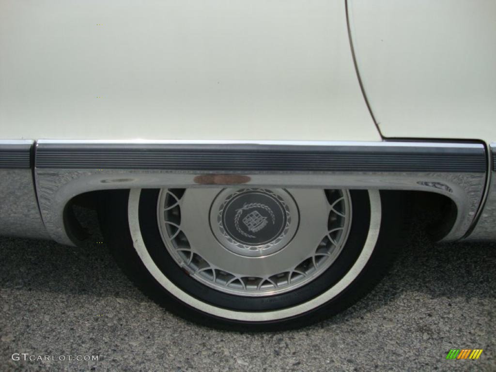1993 Fleetwood  - White / Blue photo #31