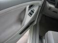 Super White - Camry LE Photo No. 6