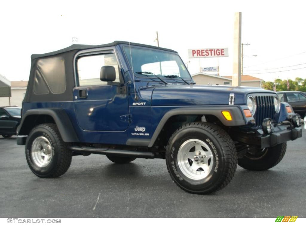 2004 Wrangler Sport 4x4 - Patriot Blue Pearl / Dark Slate Gray photo #2