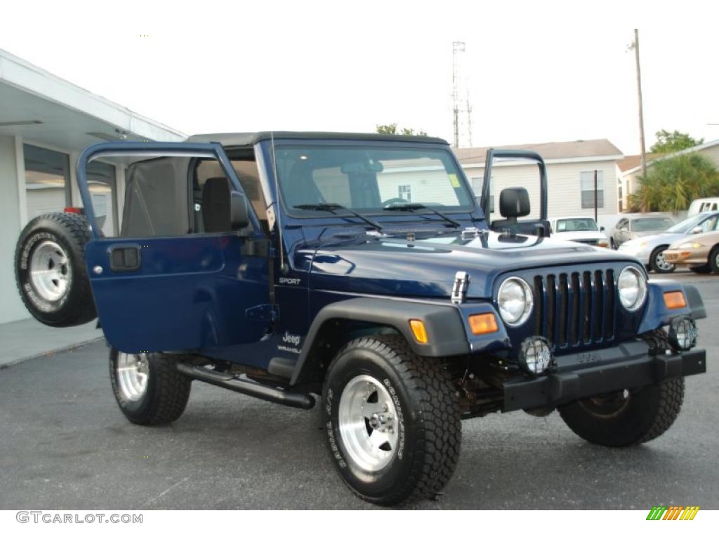 2004 Wrangler Sport 4x4 - Patriot Blue Pearl / Dark Slate Gray photo #4