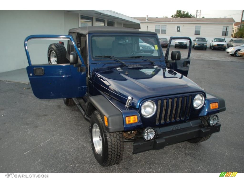 2004 Wrangler Sport 4x4 - Patriot Blue Pearl / Dark Slate Gray photo #15
