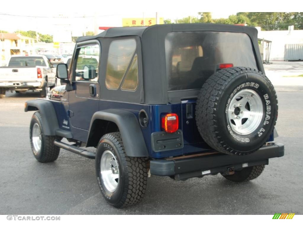 2004 Wrangler Sport 4x4 - Patriot Blue Pearl / Dark Slate Gray photo #18