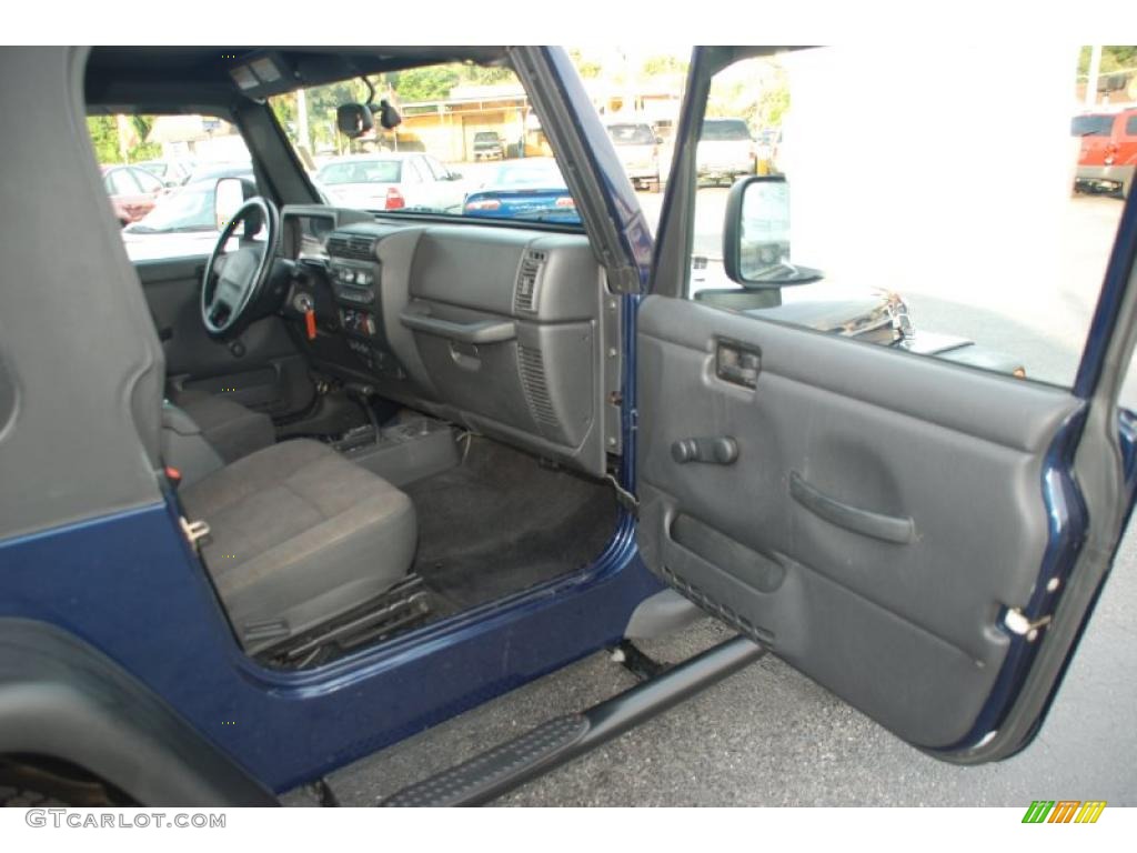 2004 Wrangler Sport 4x4 - Patriot Blue Pearl / Dark Slate Gray photo #29