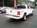 Bright White - Dakota SLT Quad Cab 4x4 Photo No. 3