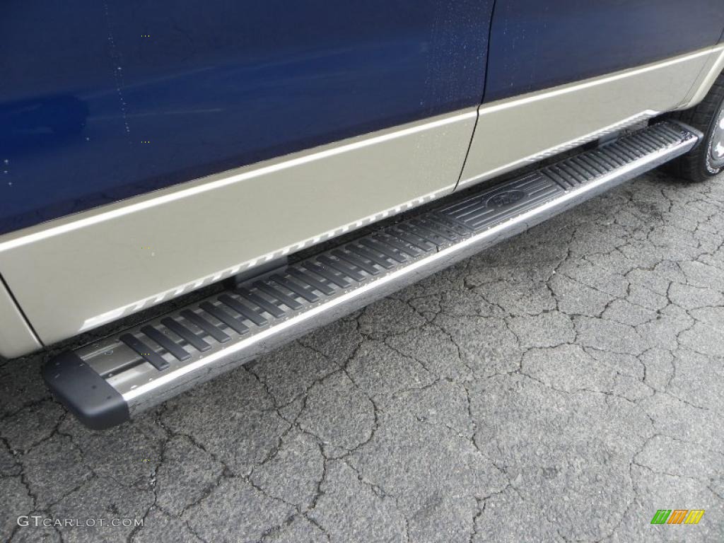 2010 F150 Lariat SuperCrew - Dark Blue Pearl Metallic / Tan photo #13