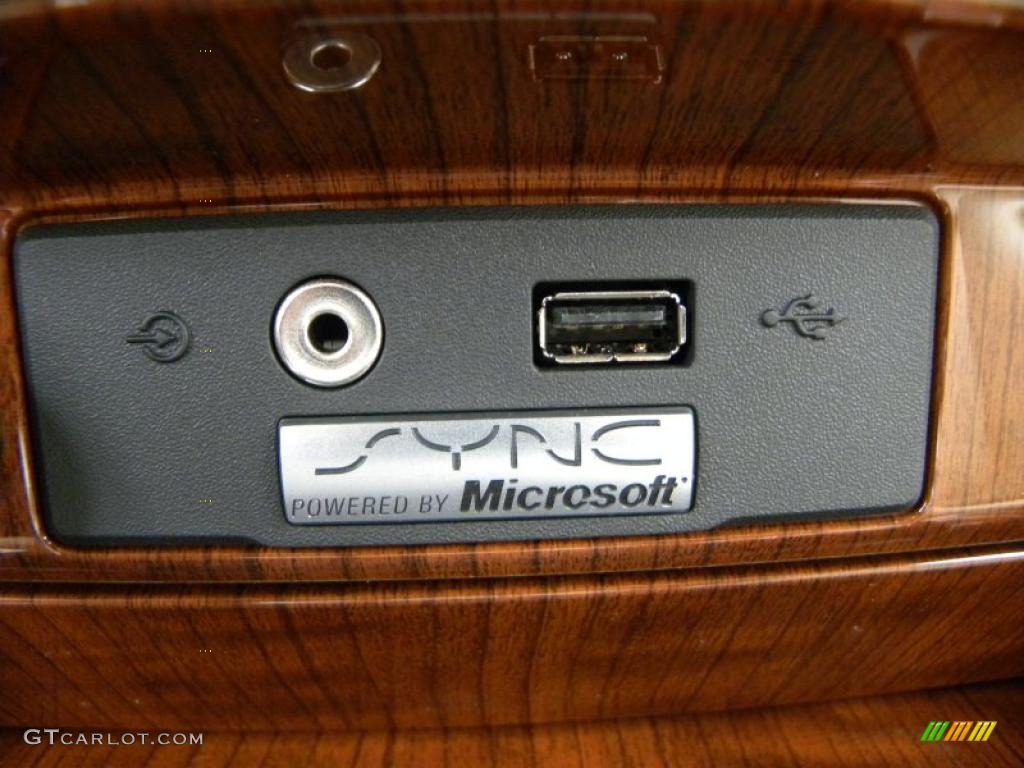 2010 F150 Lariat SuperCrew - Dark Blue Pearl Metallic / Tan photo #23