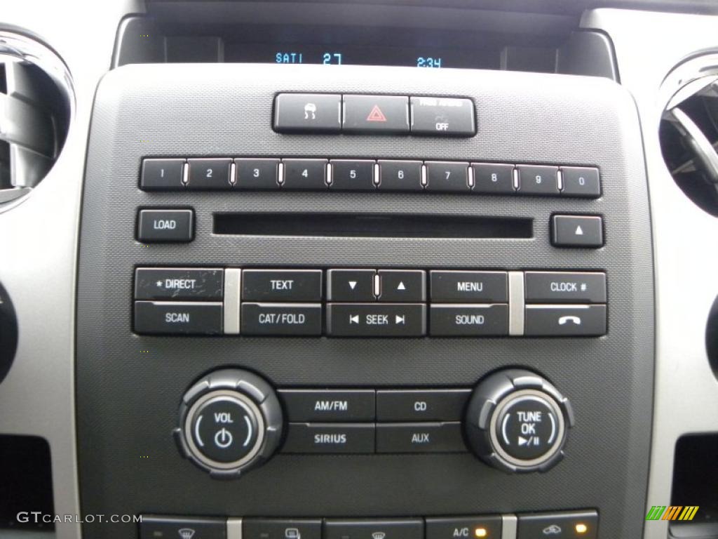 2010 F150 XLT SuperCab 4x4 - Red Candy Metallic / Medium Stone photo #20