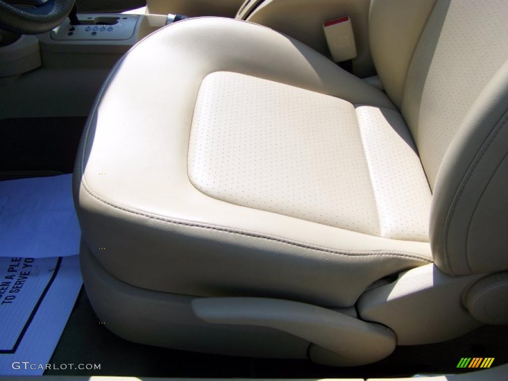 2004 New Beetle GLS Convertible - Galactic Blue Metallic / Cream Beige photo #13