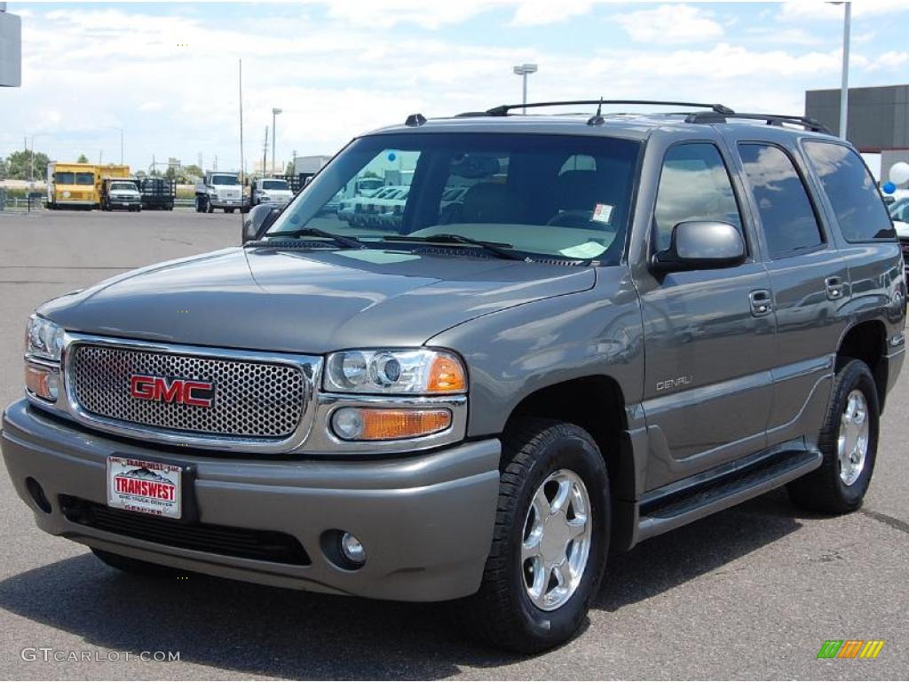 2005 Yukon Denali AWD - Steel Gray Metallic / Stone Gray photo #3