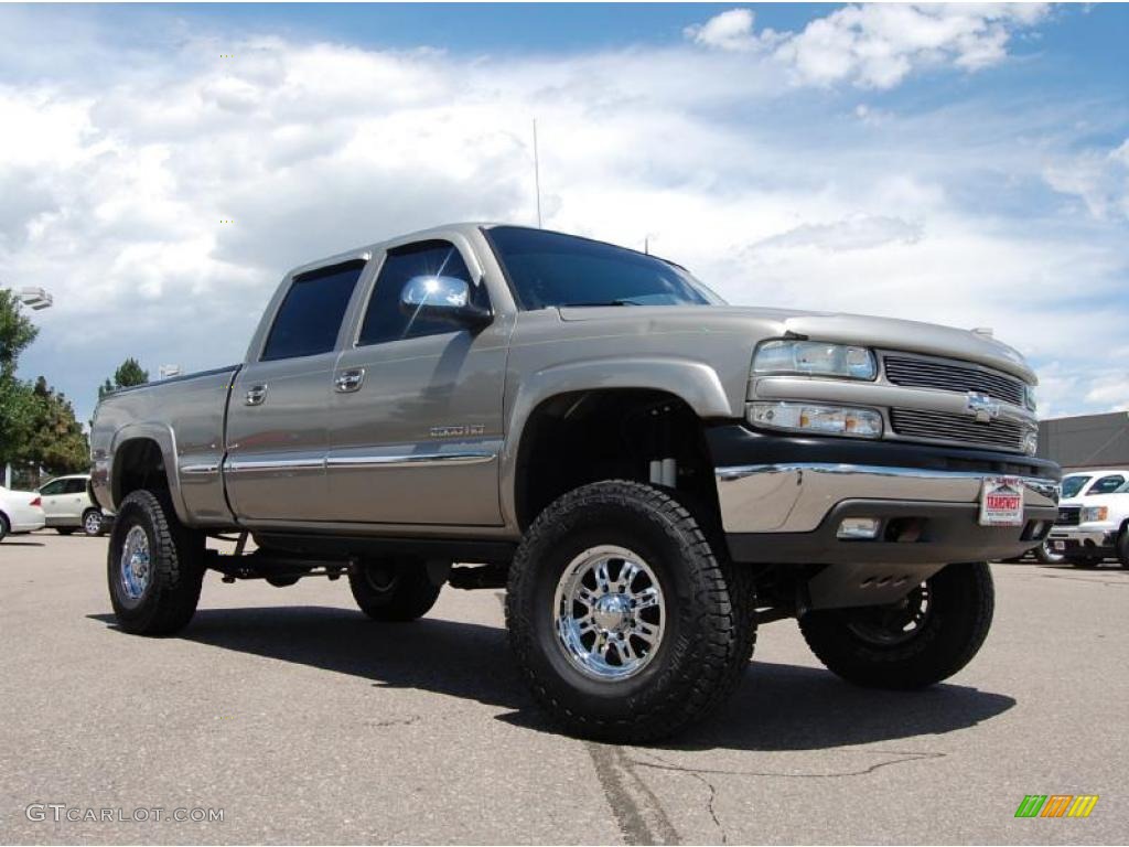 2002 Silverado 1500 LT Crew Cab 4x4 - Light Pewter Metallic / Graphite Gray photo #2