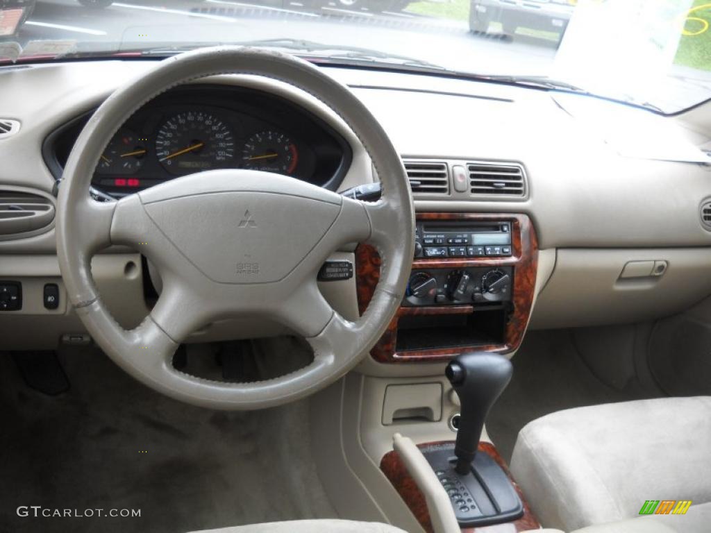 2000 Galant ES - Patriot Red Pearl / Gray photo #14