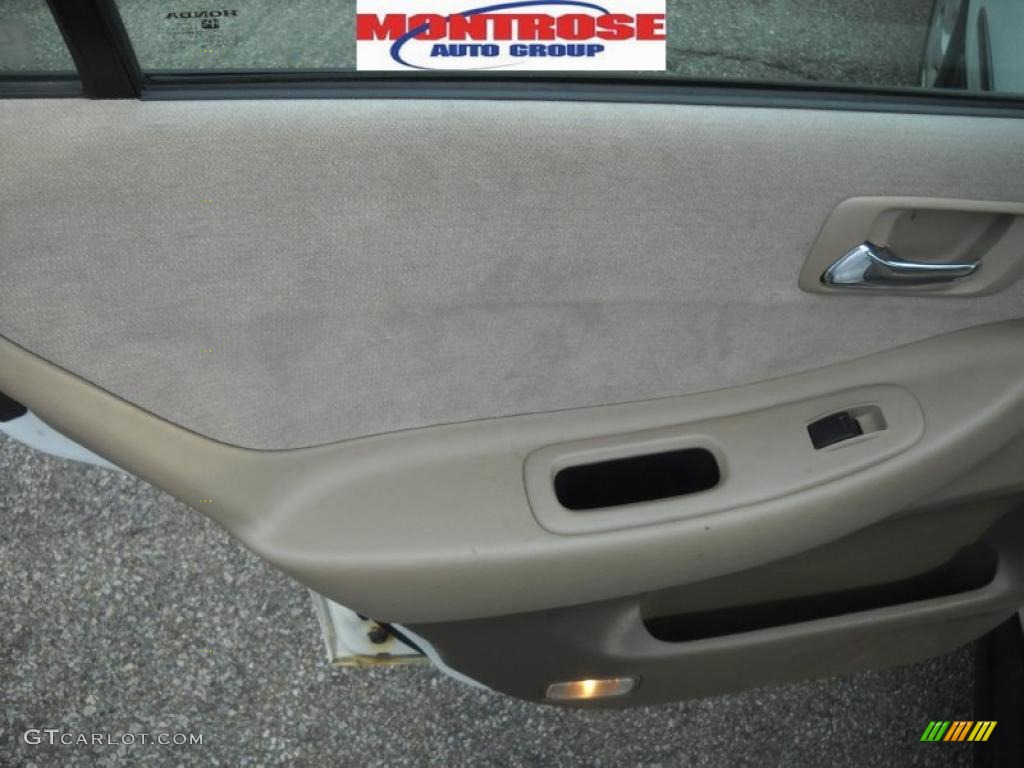 1999 Accord LX Sedan - Taffeta White / Gray photo #12