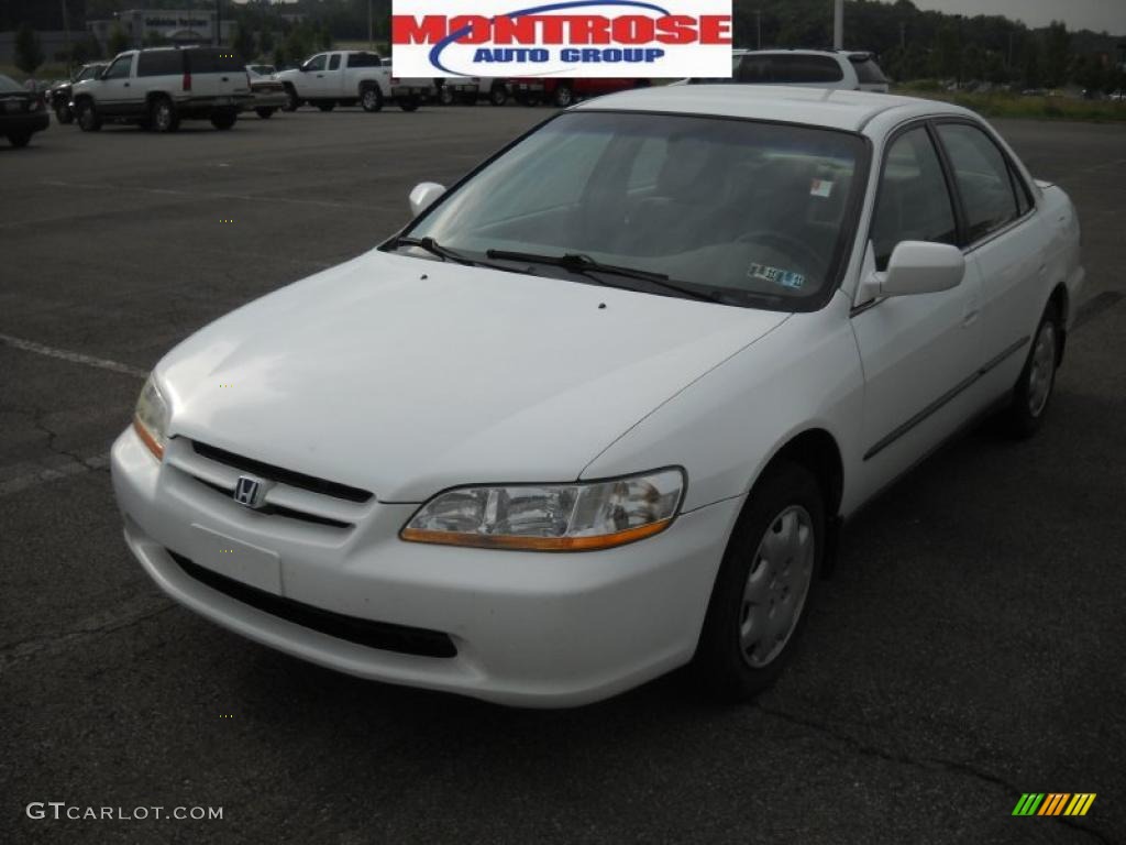 1999 Accord LX Sedan - Taffeta White / Gray photo #21