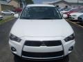 Diamond White Pearl - Outlander SE 4WD Photo No. 13
