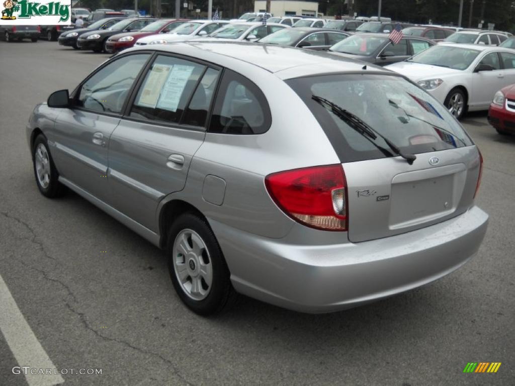 2005 Rio Cinco Hatchback - Diamond Silver / Gray photo #5