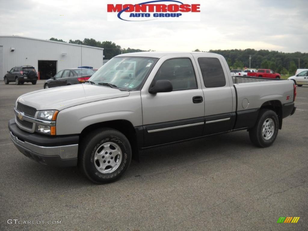 2004 Silverado 1500 Z71 Extended Cab 4x4 - Silver Birch Metallic / Dark Charcoal photo #20