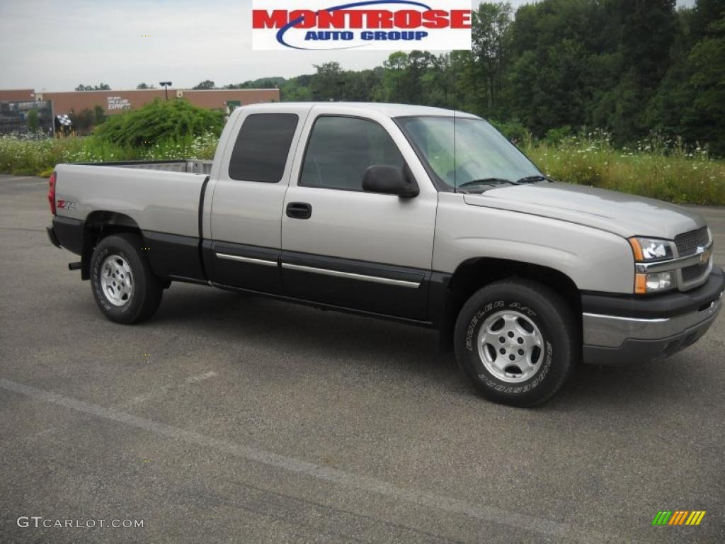 2004 Silverado 1500 Z71 Extended Cab 4x4 - Silver Birch Metallic / Dark Charcoal photo #24