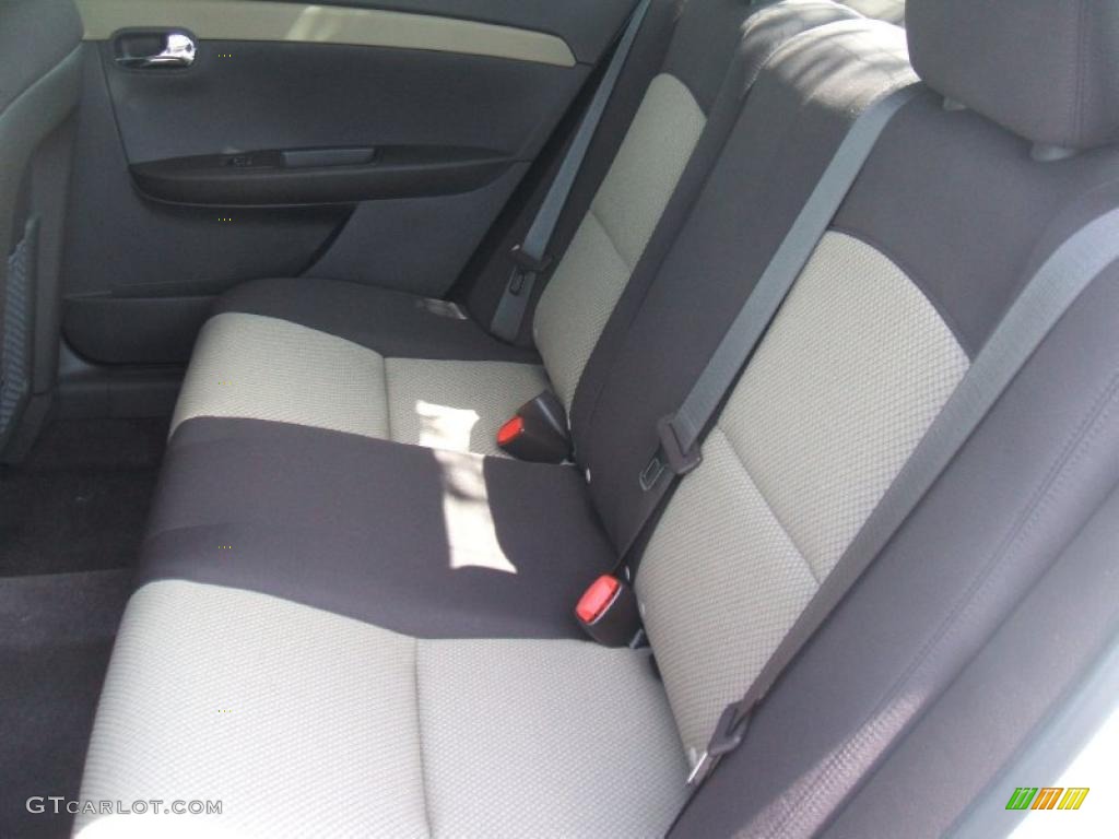 2011 Malibu LS - Summit White / Cocoa/Cashmere photo #10