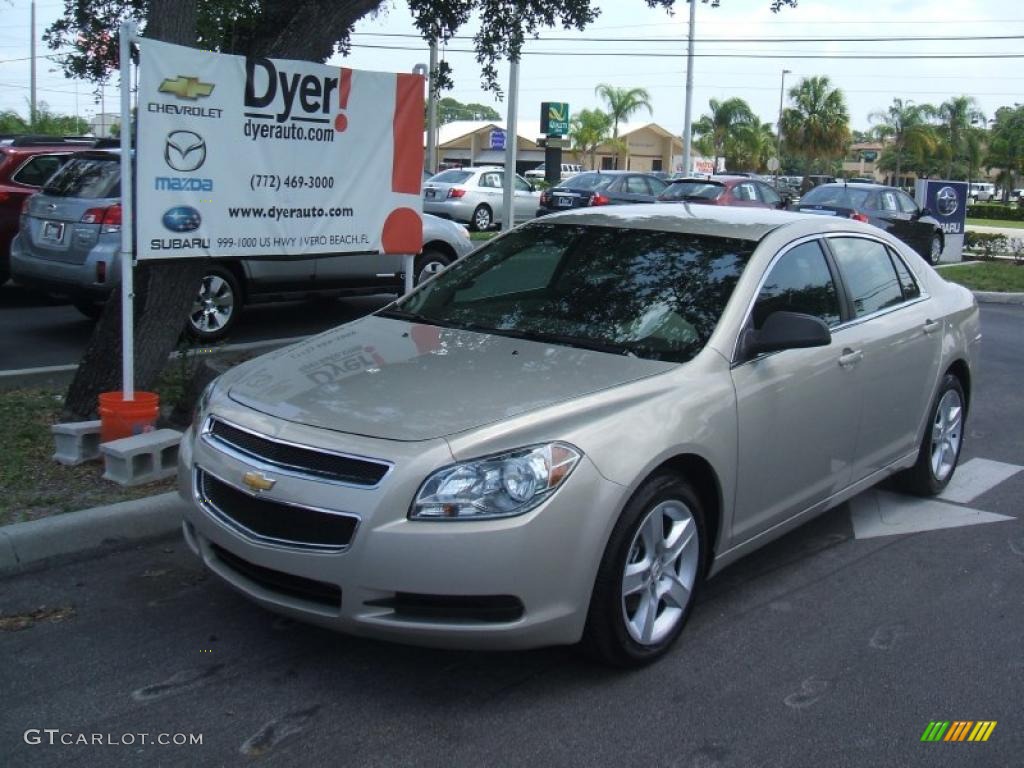 Gold Mist Metallic Chevrolet Malibu