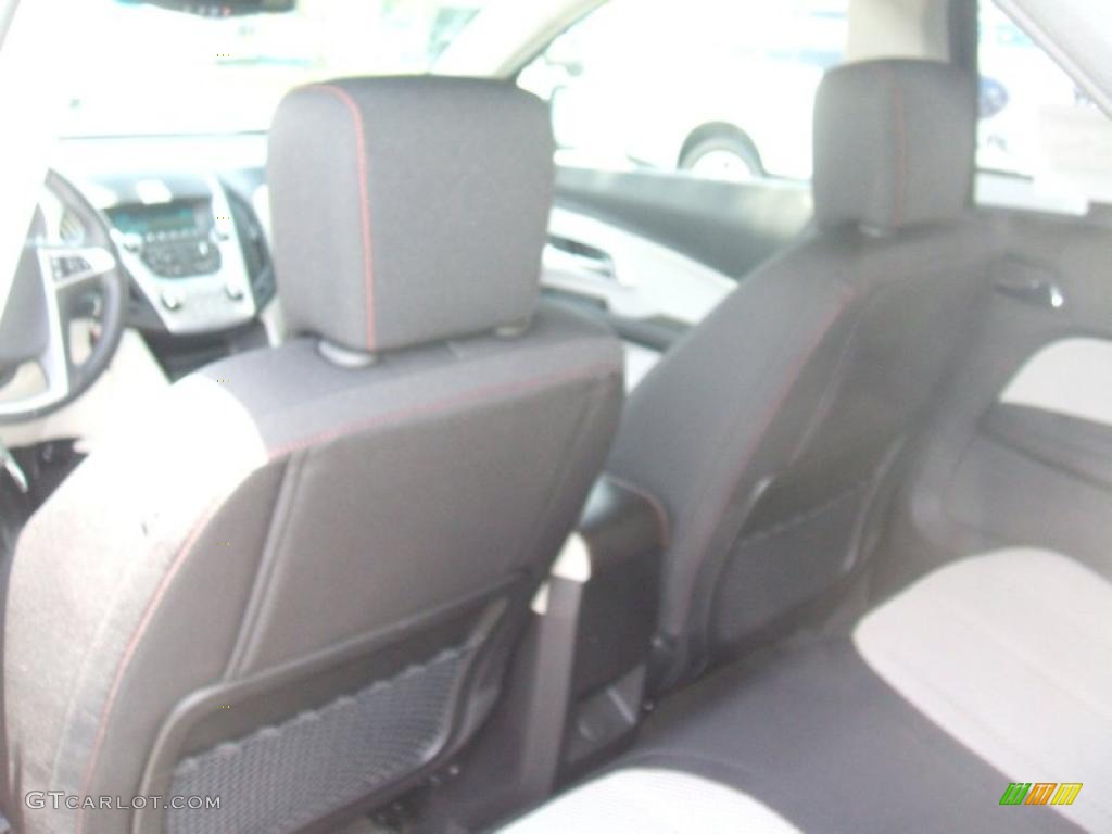 2010 Equinox LT - Summit White / Jet Black/Light Titanium photo #13