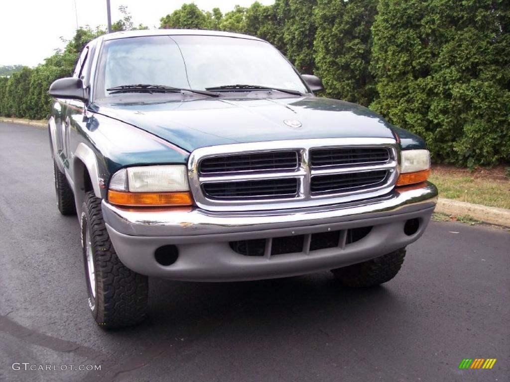 1999 Dakota SLT Extended Cab 4x4 - Emerald Green Pearl / Mist Gray photo #18