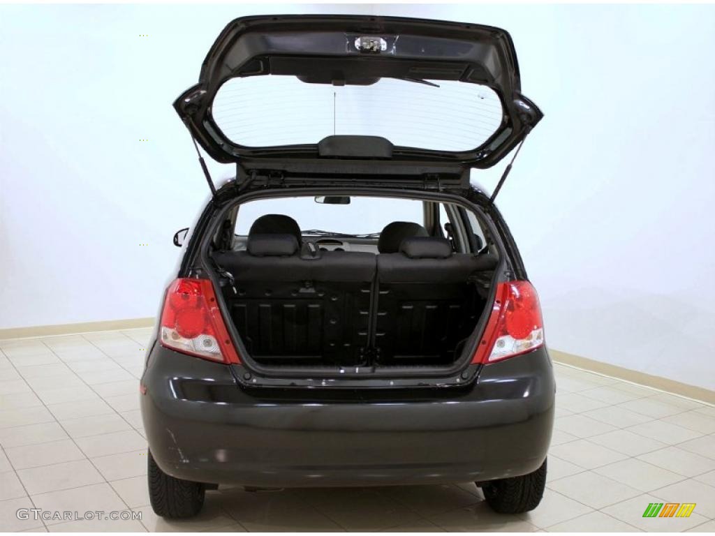 2007 Aveo 5 LS Hatchback - Black / Charcoal Black photo #20