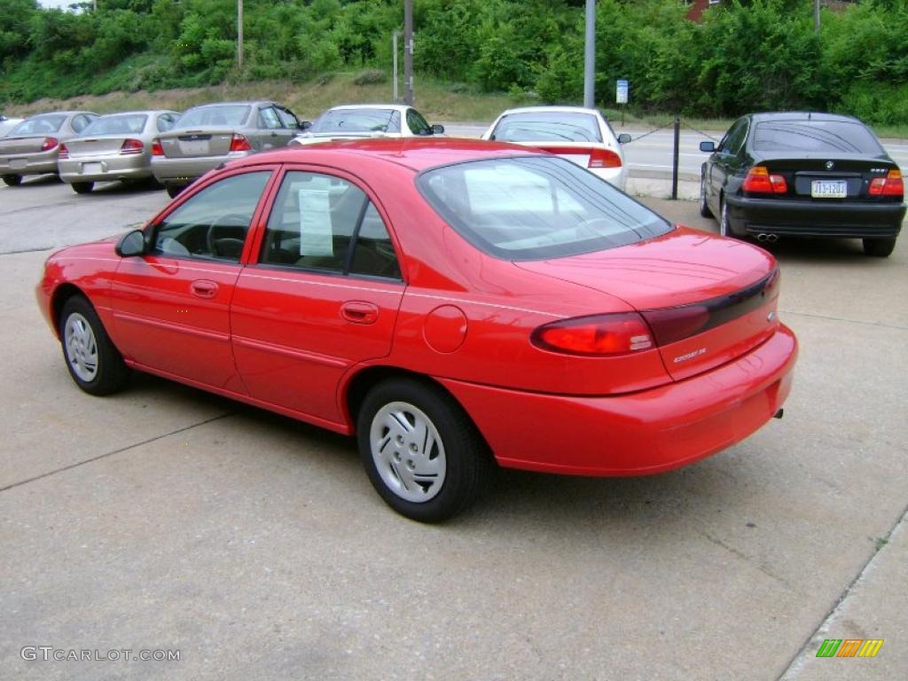2002 Escort SE Sedan - Bright Red / Medium Prairie Tan photo #6