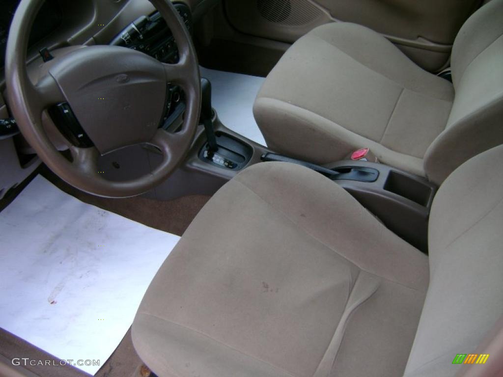 2002 Escort SE Sedan - Bright Red / Medium Prairie Tan photo #9