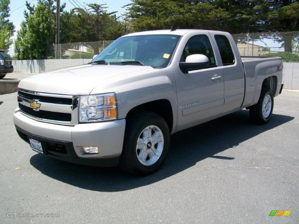 2008 Silverado 1500 Z71 Extended Cab 4x4 - Silver Birch Metallic / Ebony photo #3