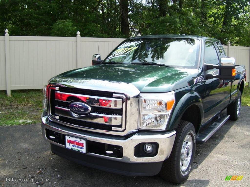 2011 F250 Super Duty XLT SuperCab 4x4 - Forest Green Metallic / Adobe Two Tone Leather photo #1