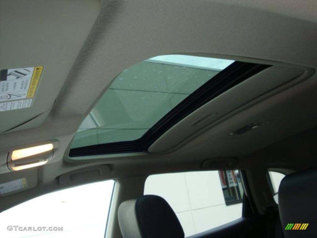 2008 Rogue SL AWD - Phantom White Pearl / Black photo #8