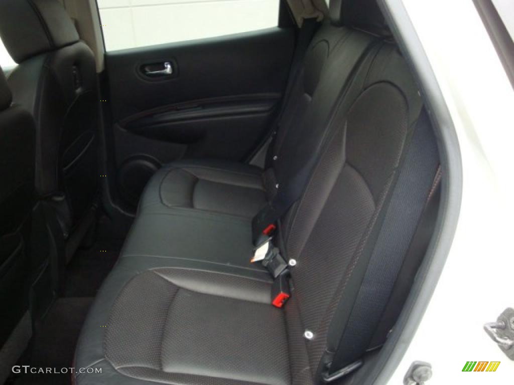 2008 Rogue SL AWD - Phantom White Pearl / Black photo #13