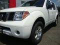 2007 Avalanche White Nissan Pathfinder S 4x4  photo #10