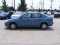 2001 Malibu Blue Metallic Ford Focus SE Sedan  photo #5