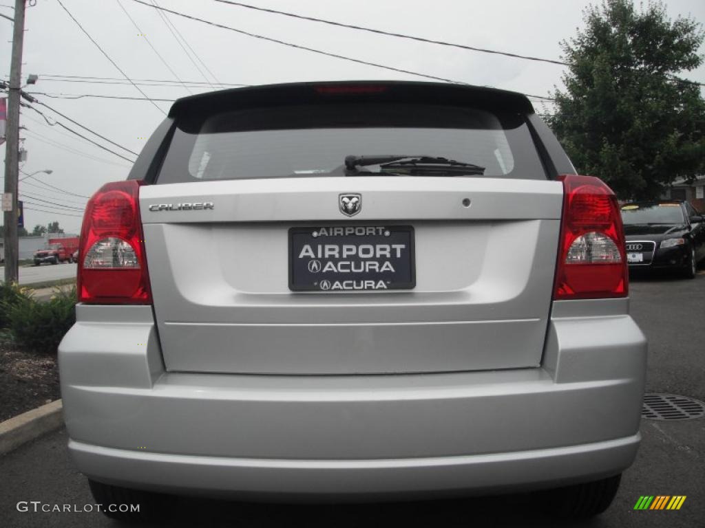 2008 Caliber SE - Bright Silver Metallic / Dark Slate Gray photo #11