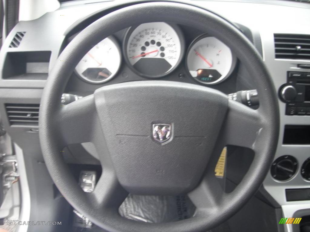 2008 Caliber SE - Bright Silver Metallic / Dark Slate Gray photo #13