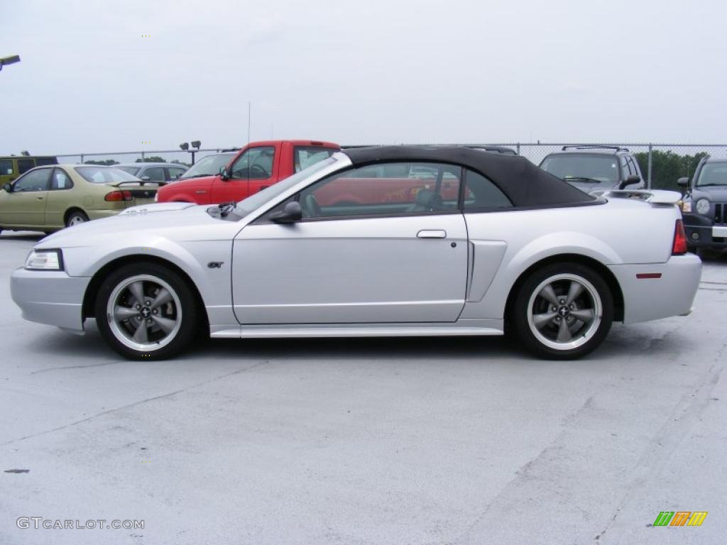 2001 Mustang GT Convertible - Silver Metallic / Medium Graphite photo #2