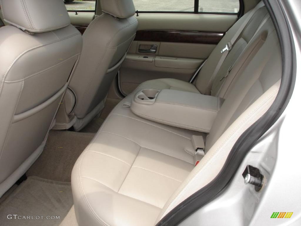 2006 Grand Marquis GS - Silver Birch Metallic / Light Camel photo #11