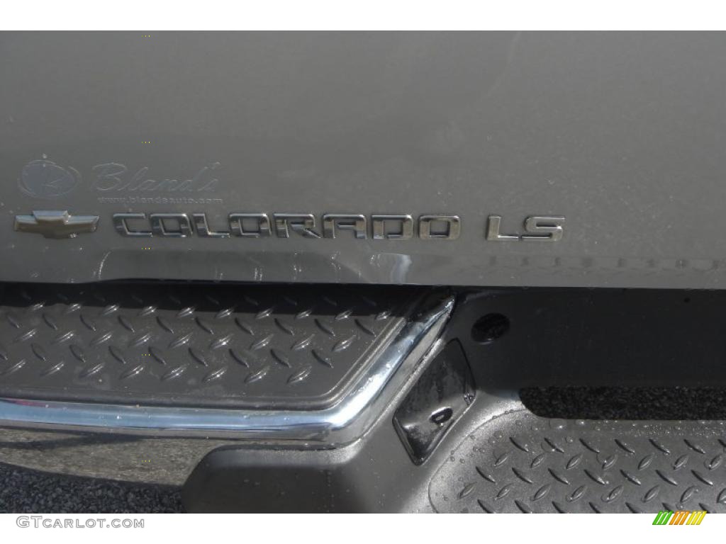 2005 Colorado LS Extended Cab 4x4 - Silver Birch Metallic / Very Dark Pewter photo #5
