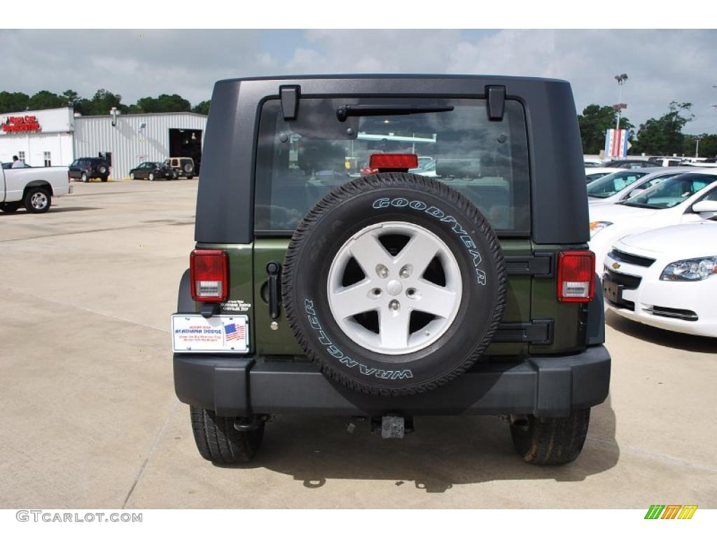 2009 Wrangler X 4x4 - Jeep Green Metallic / Dark Slate Gray/Medium Slate Gray photo #4