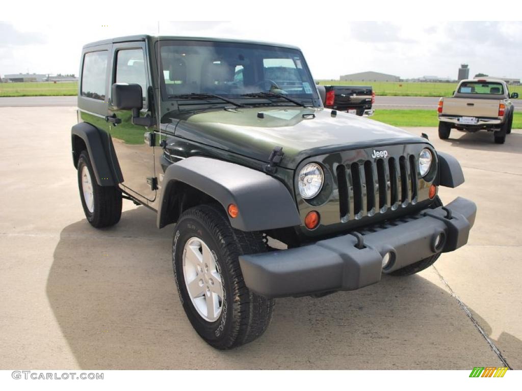 2009 Wrangler X 4x4 - Jeep Green Metallic / Dark Slate Gray/Medium Slate Gray photo #6