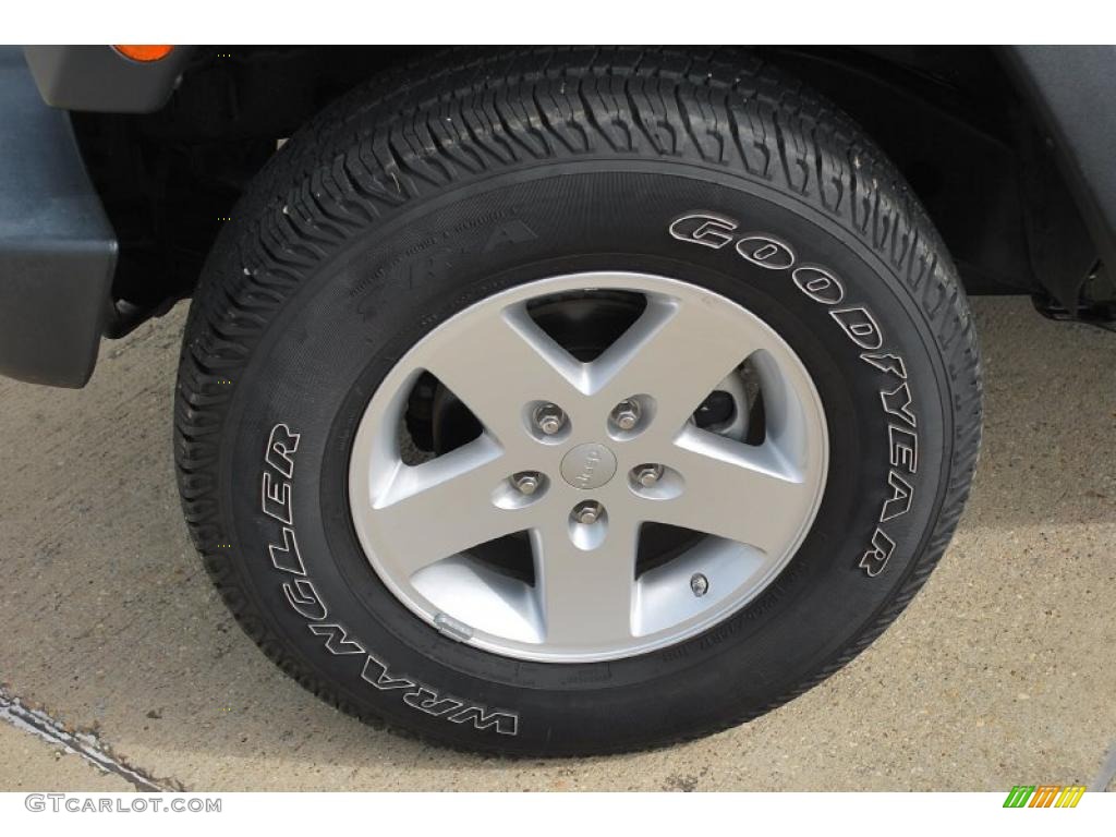 2009 Wrangler X 4x4 - Jeep Green Metallic / Dark Slate Gray/Medium Slate Gray photo #9