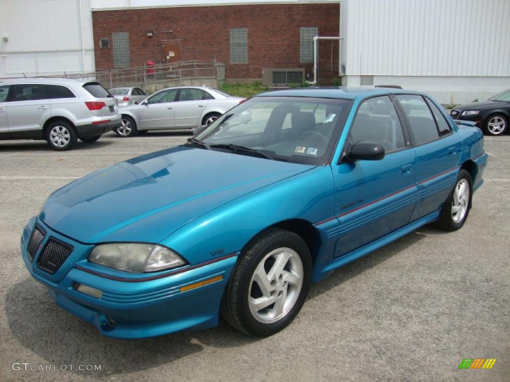 1994 Grand Am GT Sedan - Brilliant Blue Metallic / Dark Gray photo #2