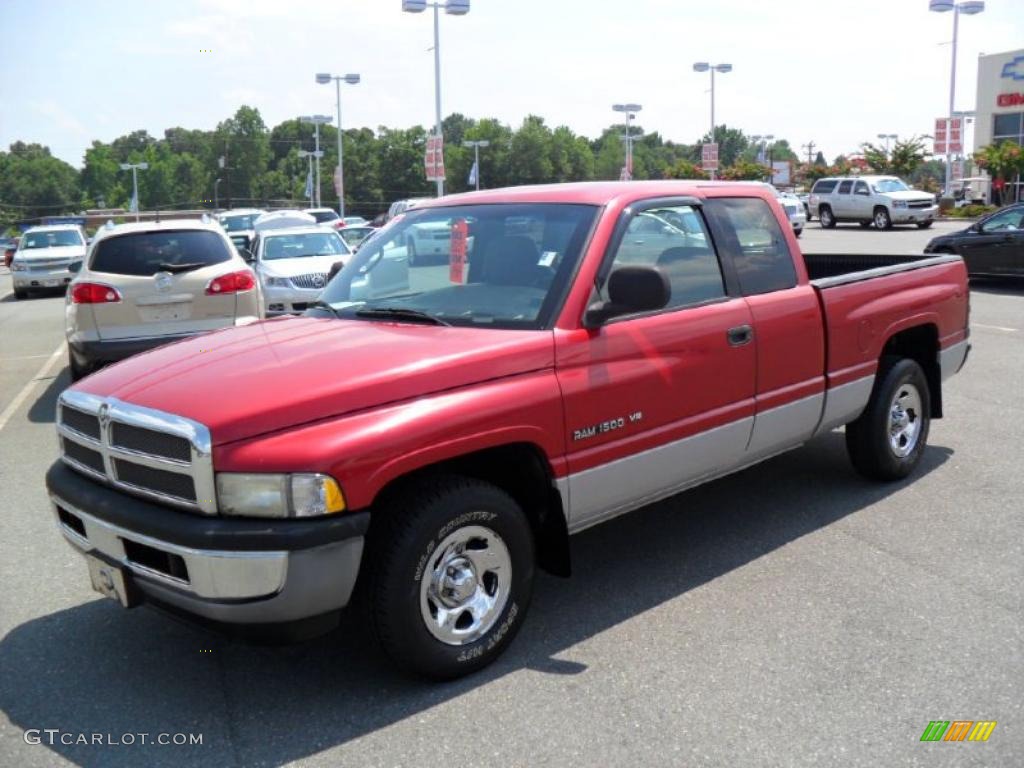 1999 Ram 1500 ST Extended Cab - Flame Red / Agate Black photo #1