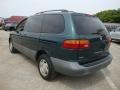 1998 Dark Green Metallic Toyota Sienna LE  photo #10