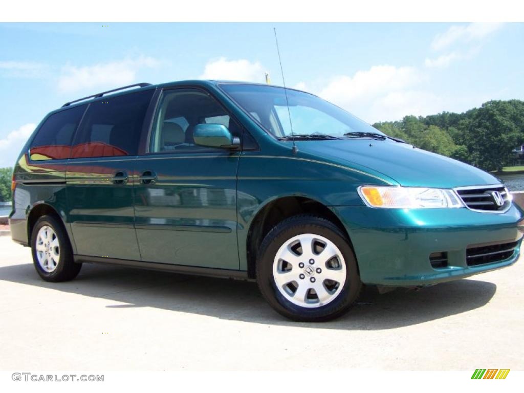 Evergreen Pearl Honda Odyssey