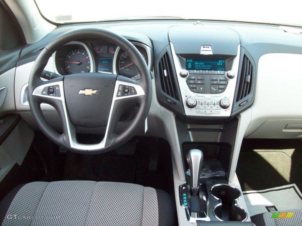 2010 Equinox LT - Cyber Gray Metallic / Jet Black/Light Titanium photo #9