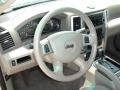 Light Graystone Pearl - Grand Cherokee Laredo Photo No. 18