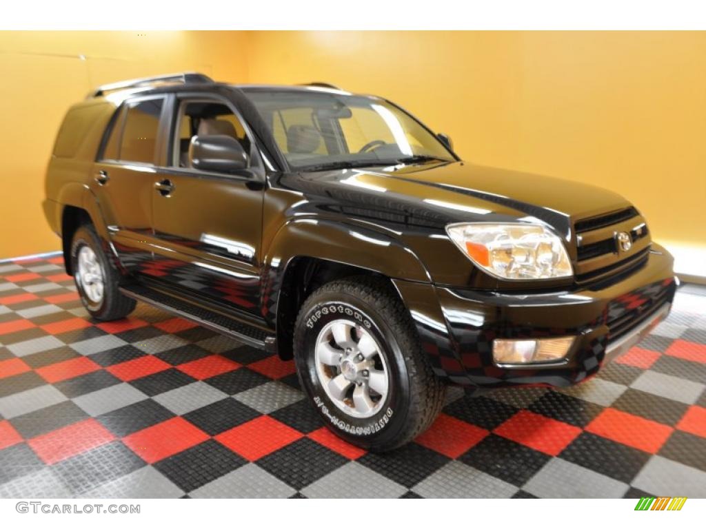 2004 4Runner SR5 4x4 - Black / Taupe photo #1