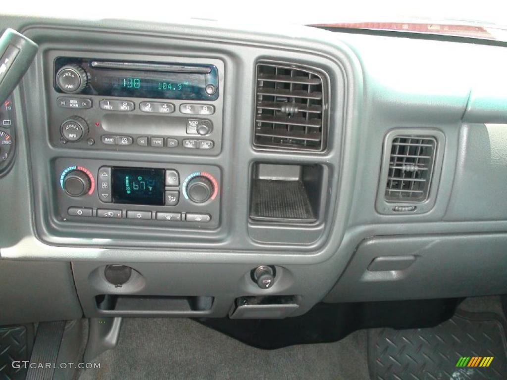 2006 Silverado 1500 LS Extended Cab - Victory Red / Medium Gray photo #21